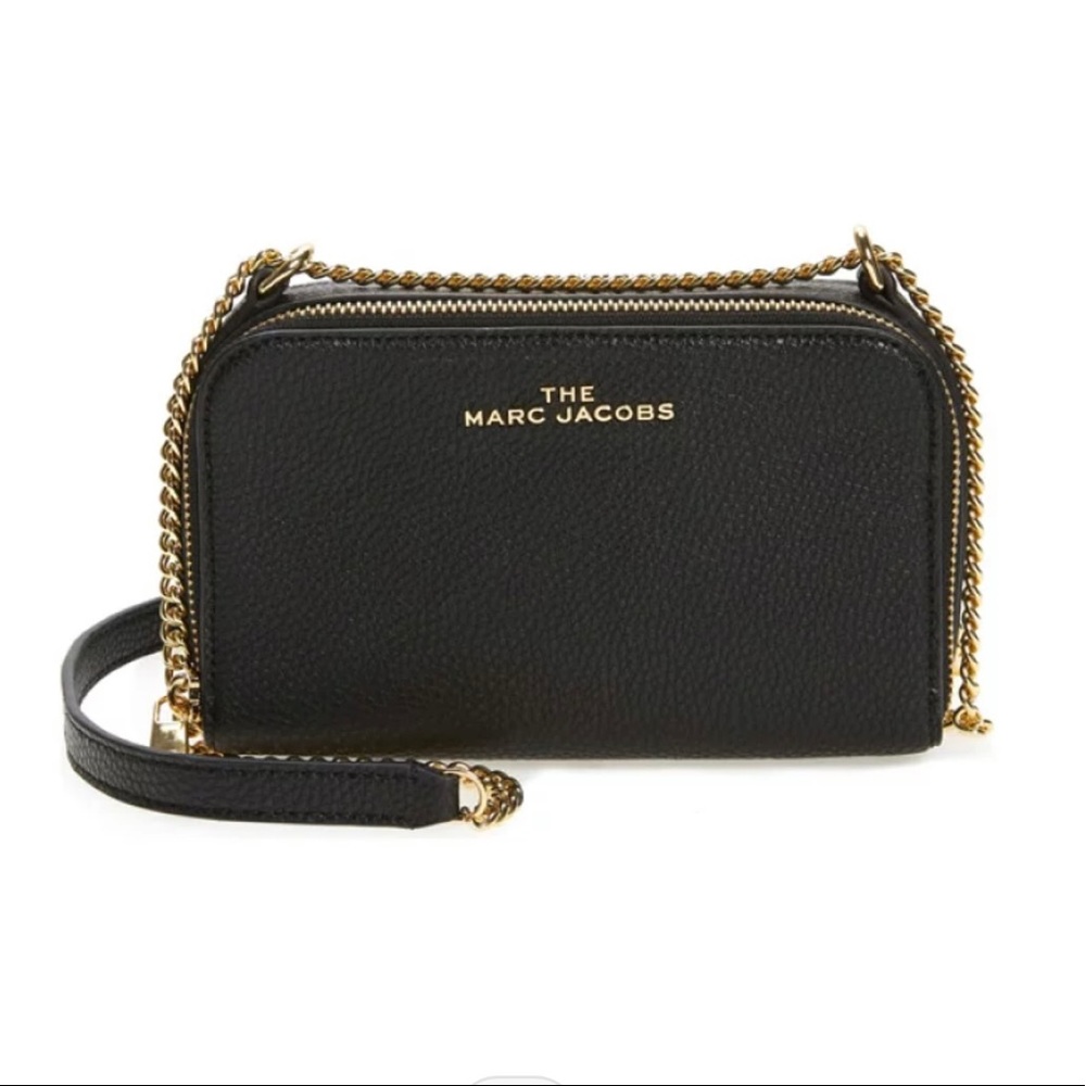 *Brand new with tags! Marc Jacobs Black Crossbody Bag with Gold Chain